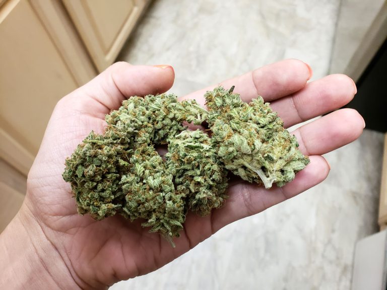 How to Make Weed Last Longer on a Budget