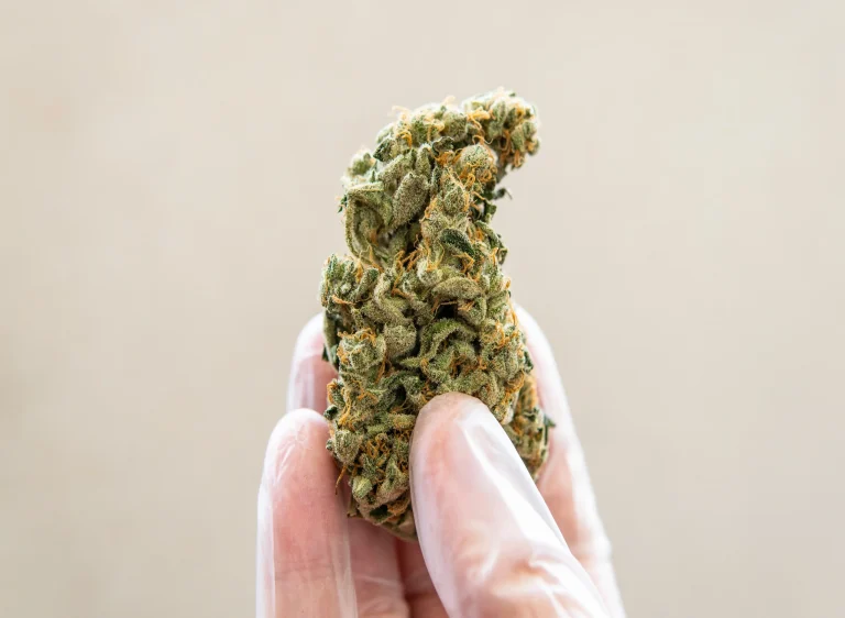 Smoothest Strains for Easy Hits